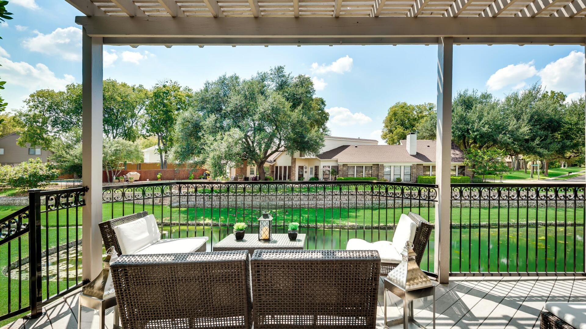 Backyard Venues for Rent in Dallas, TX