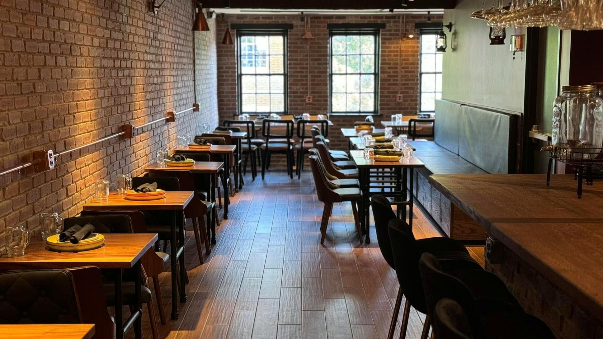 Small Private Dining Rooms for Rent in Alexandria, VA