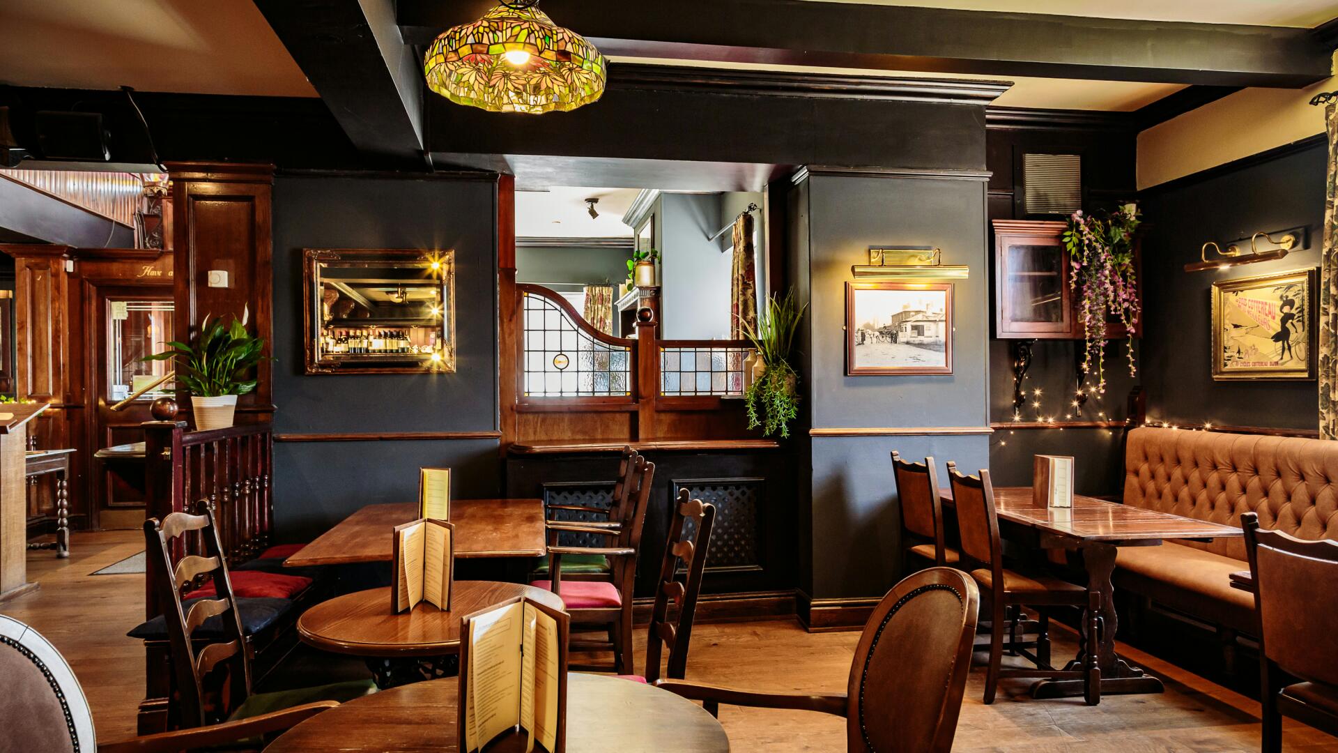 Cheap Party Venues for Hire in Swindon