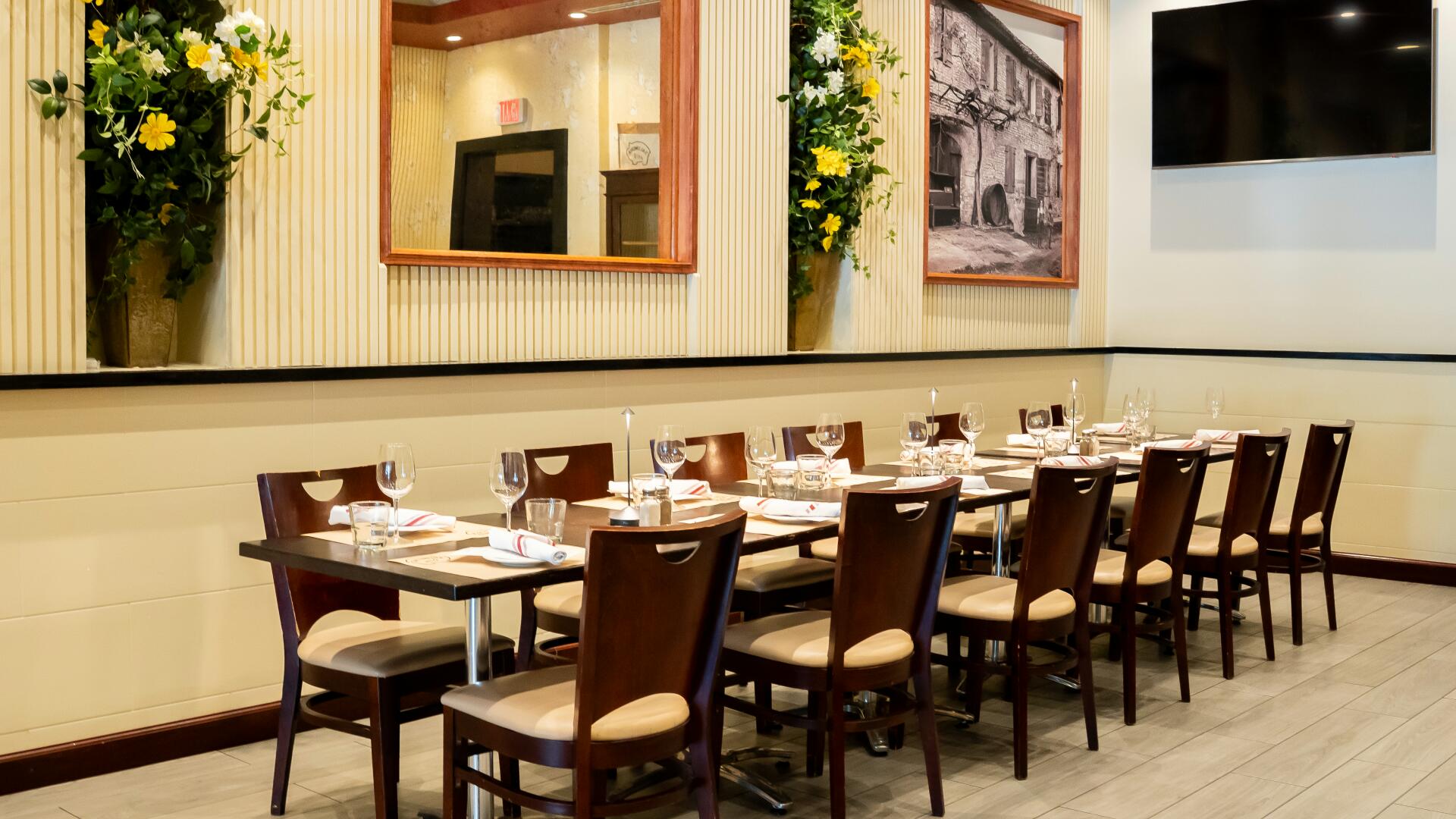 Small Private Dining Rooms for Rent in Miami, FL