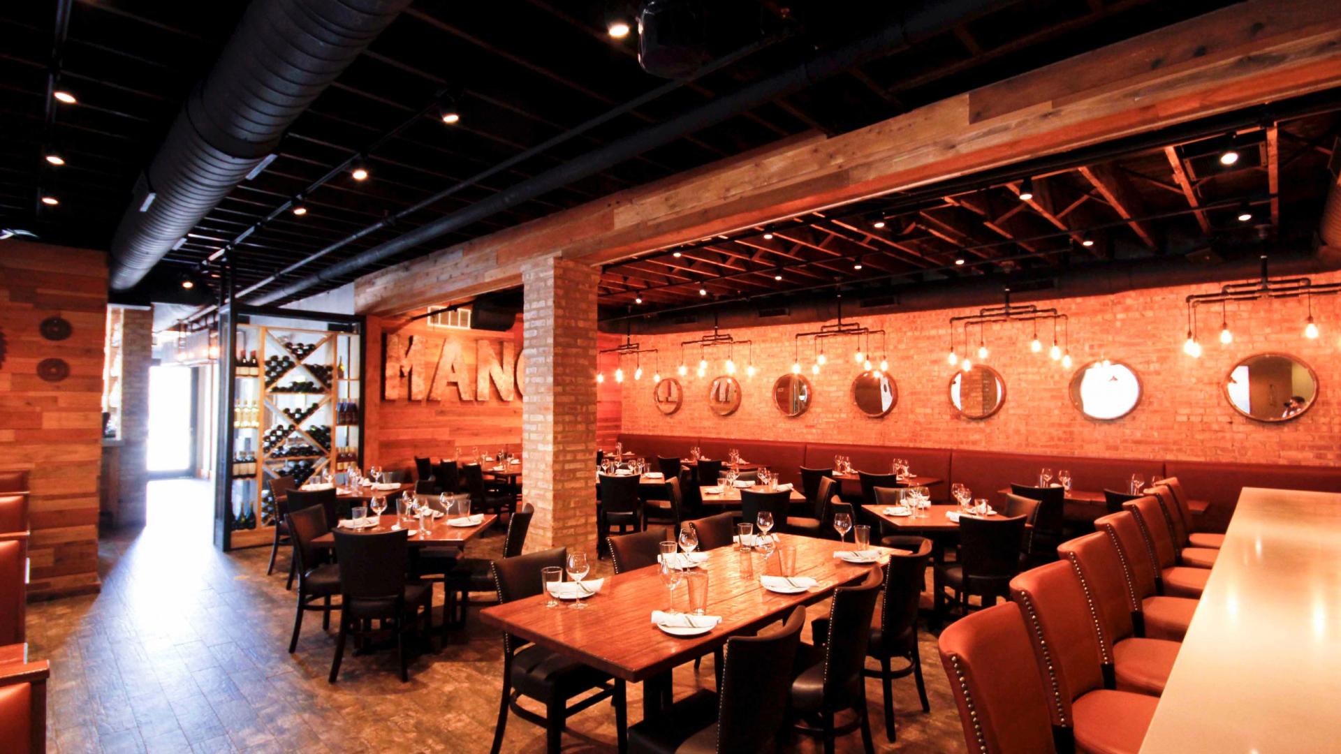 Rehearsal Dinner Venues for Rent in Chicago, IL