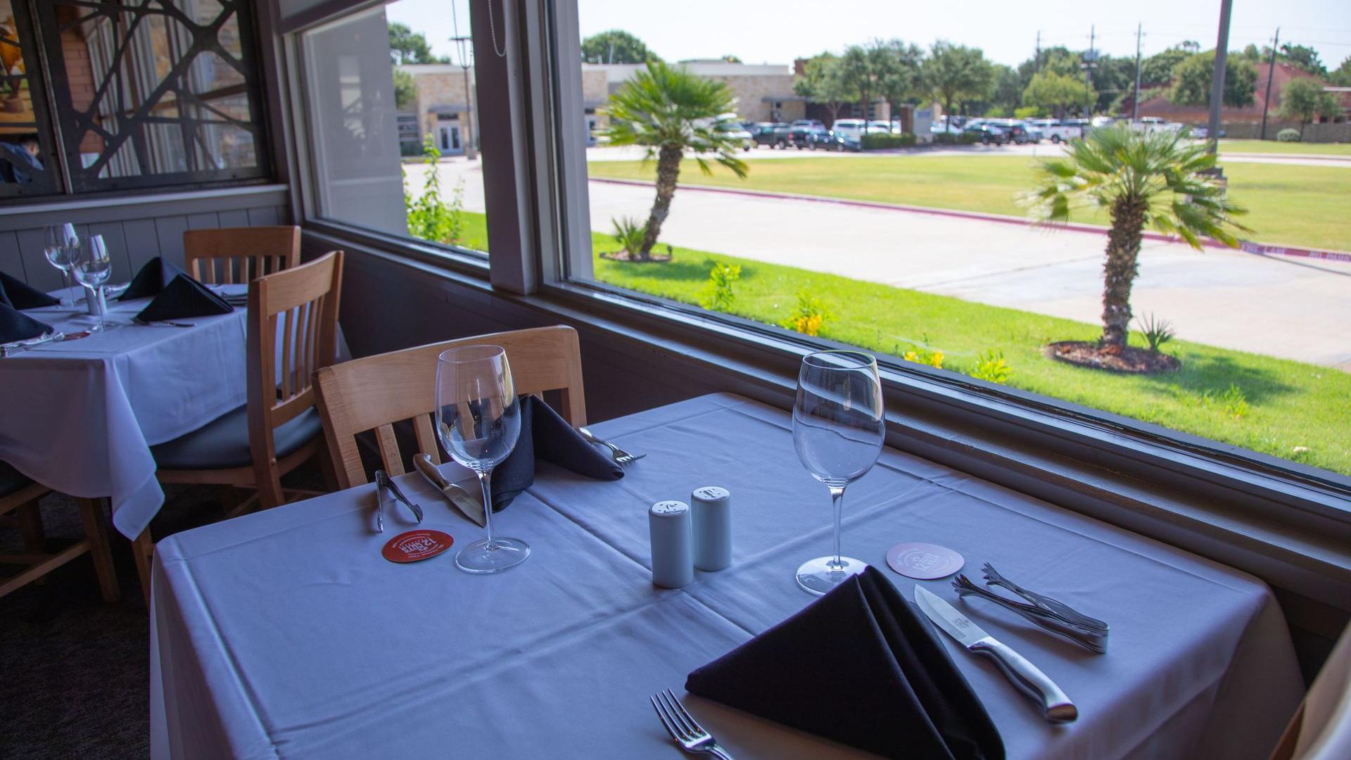 Restaurants with Private Rooms for Rent in Dallas, TX