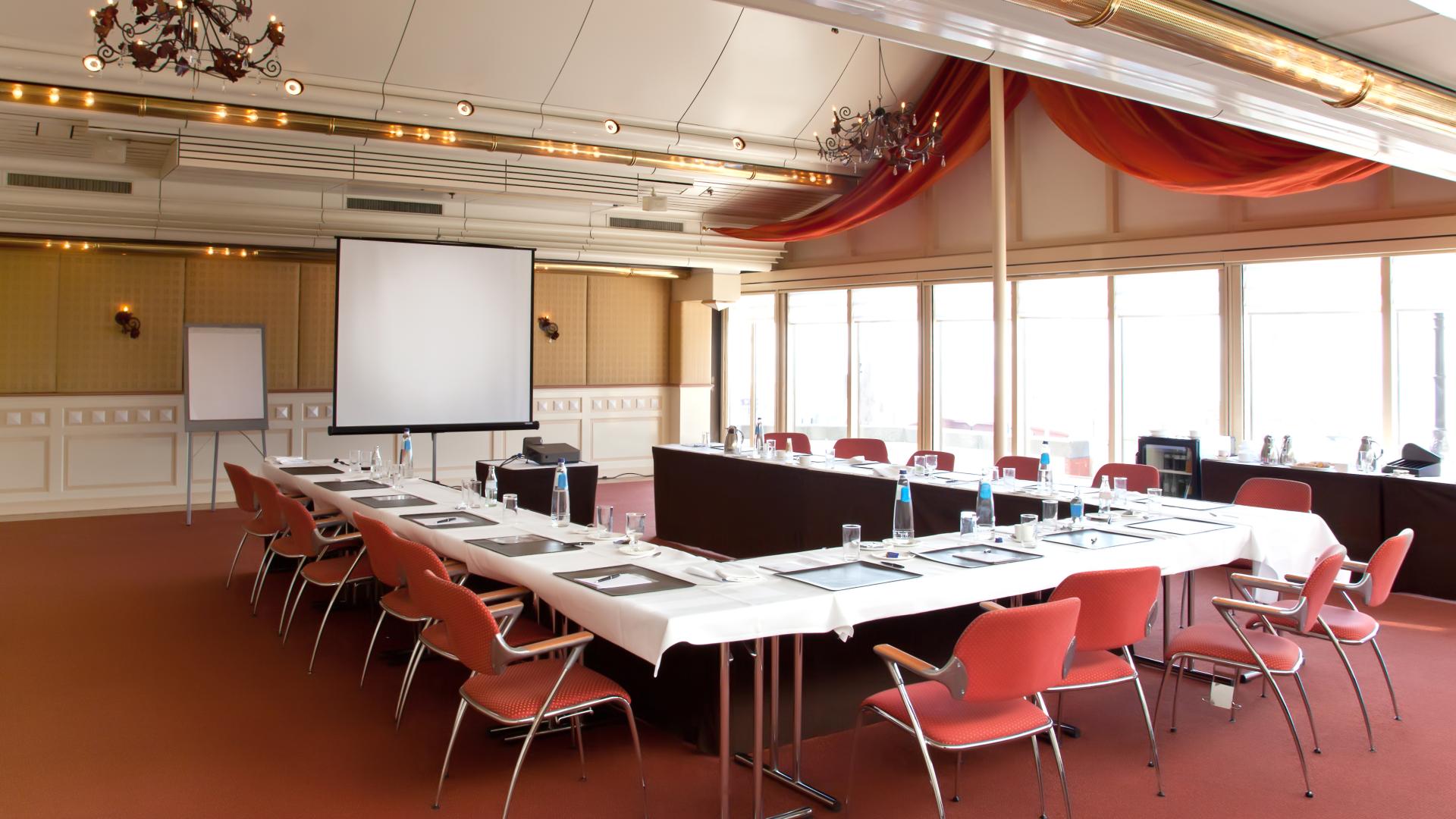 Hotel Meeting Rooms for Hire in Manchester
