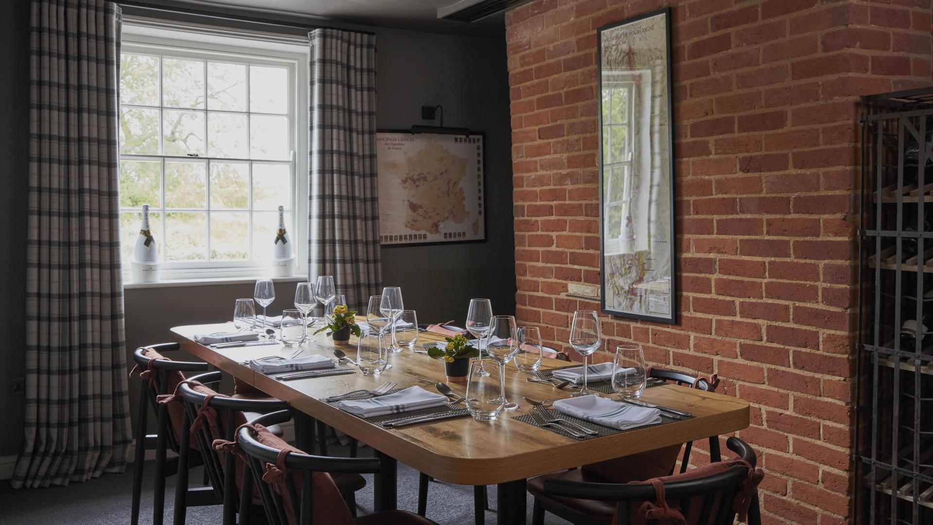 Small Private Dining Rooms for Rent in Philadelphia, PA