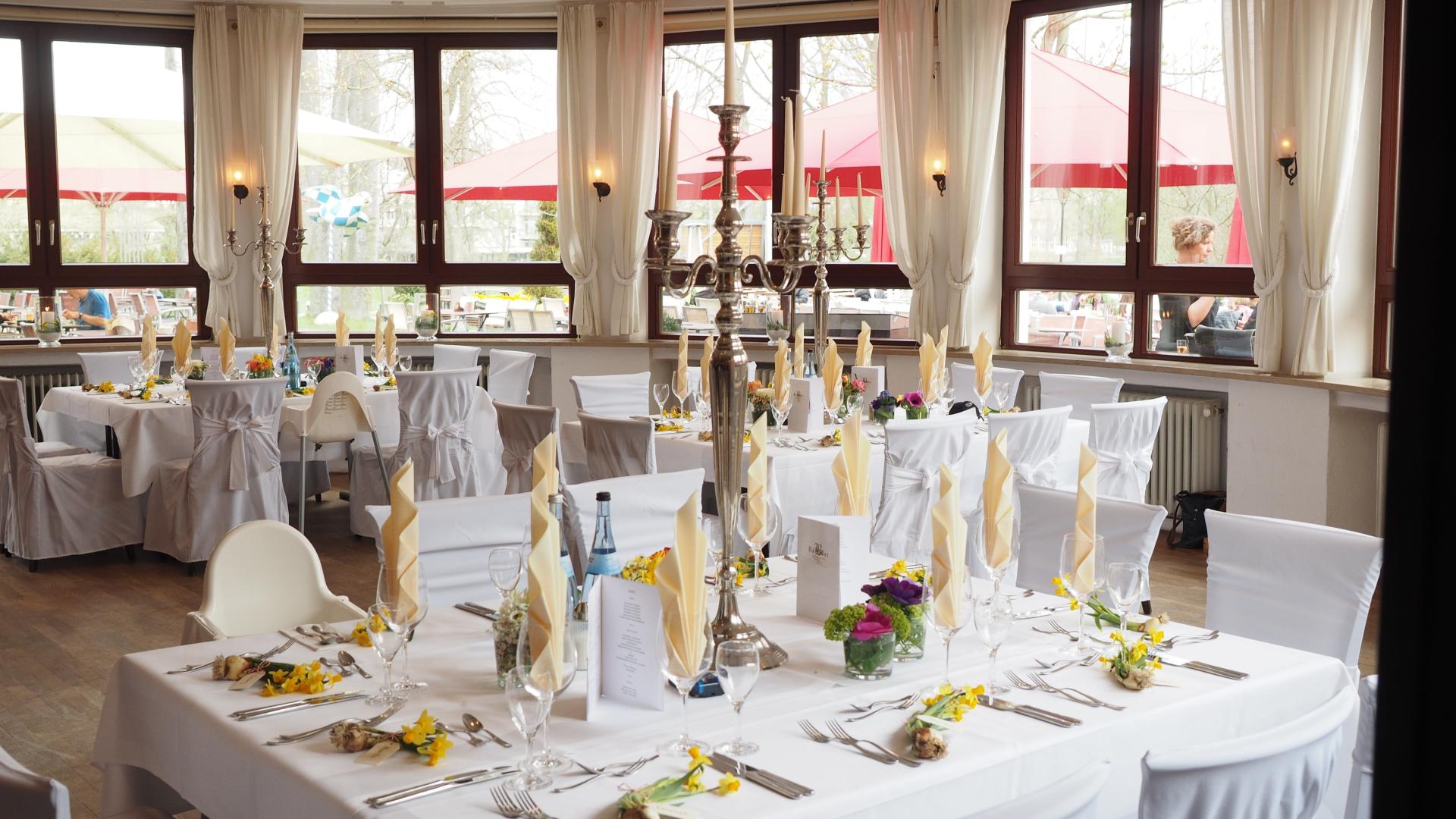 Hotel Wedding Venues for Rent in Chicago, IL