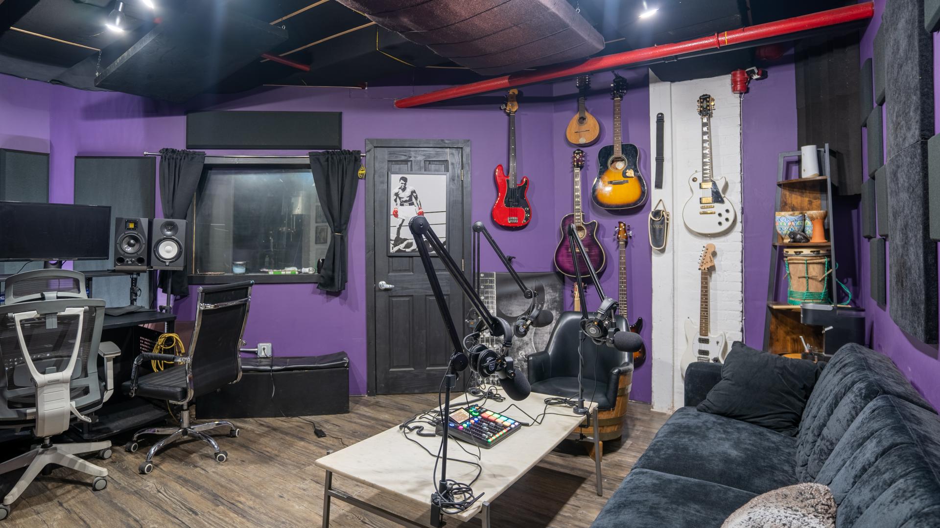 Podcast Studios for Rent in New York City, NY