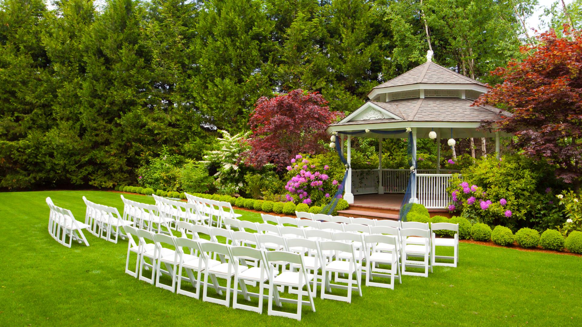 Small Outdoor Wedding Venues for Rent in New York City, NY