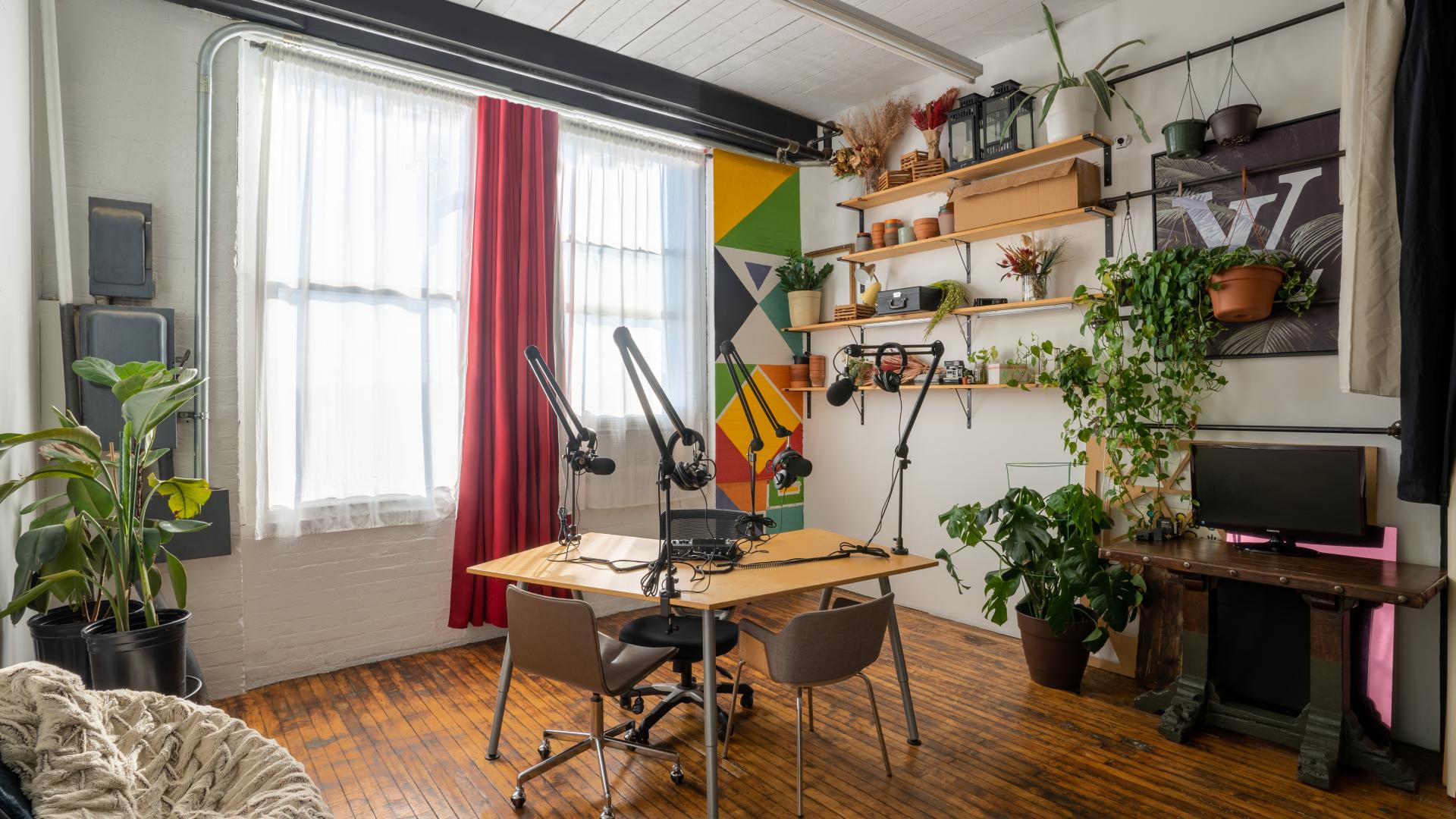 The 16 Best Small Recording Studios for Rent in New York City, NY