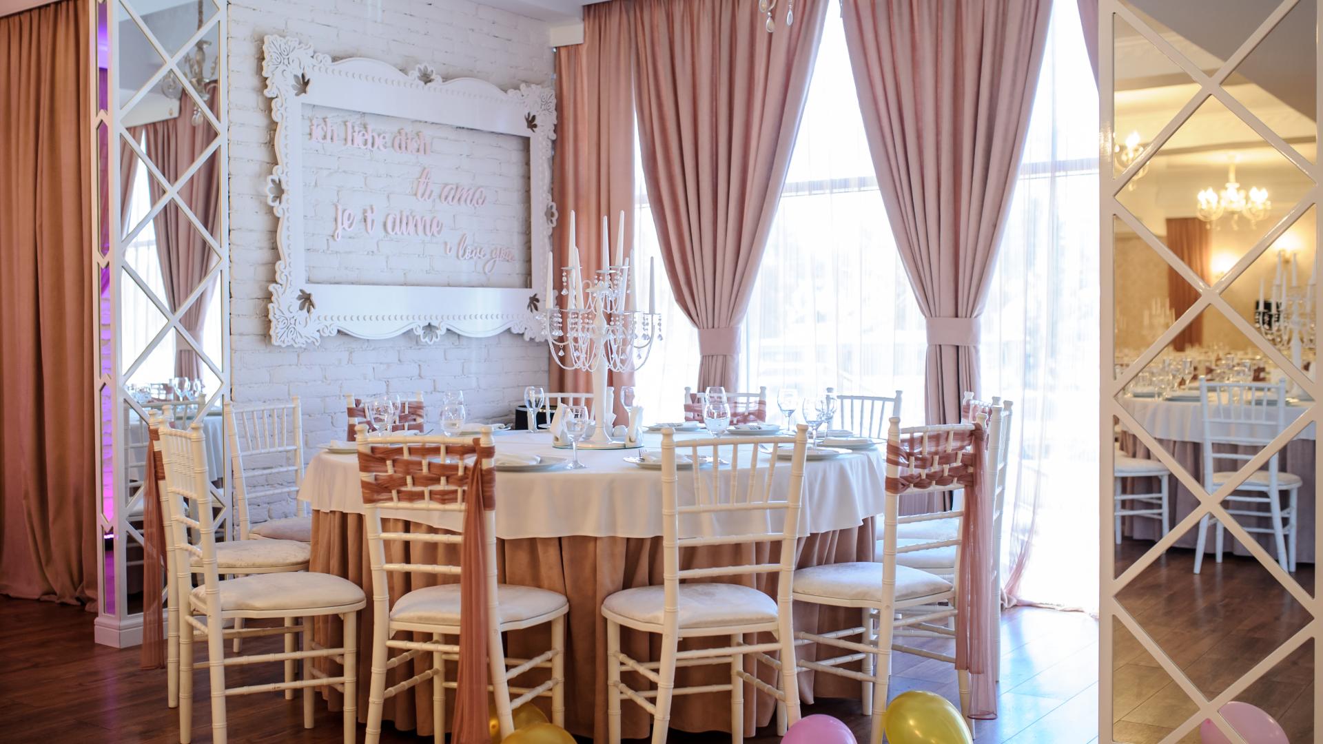 Small Bridal Shower Venues for Rent in Los Angeles, CA
