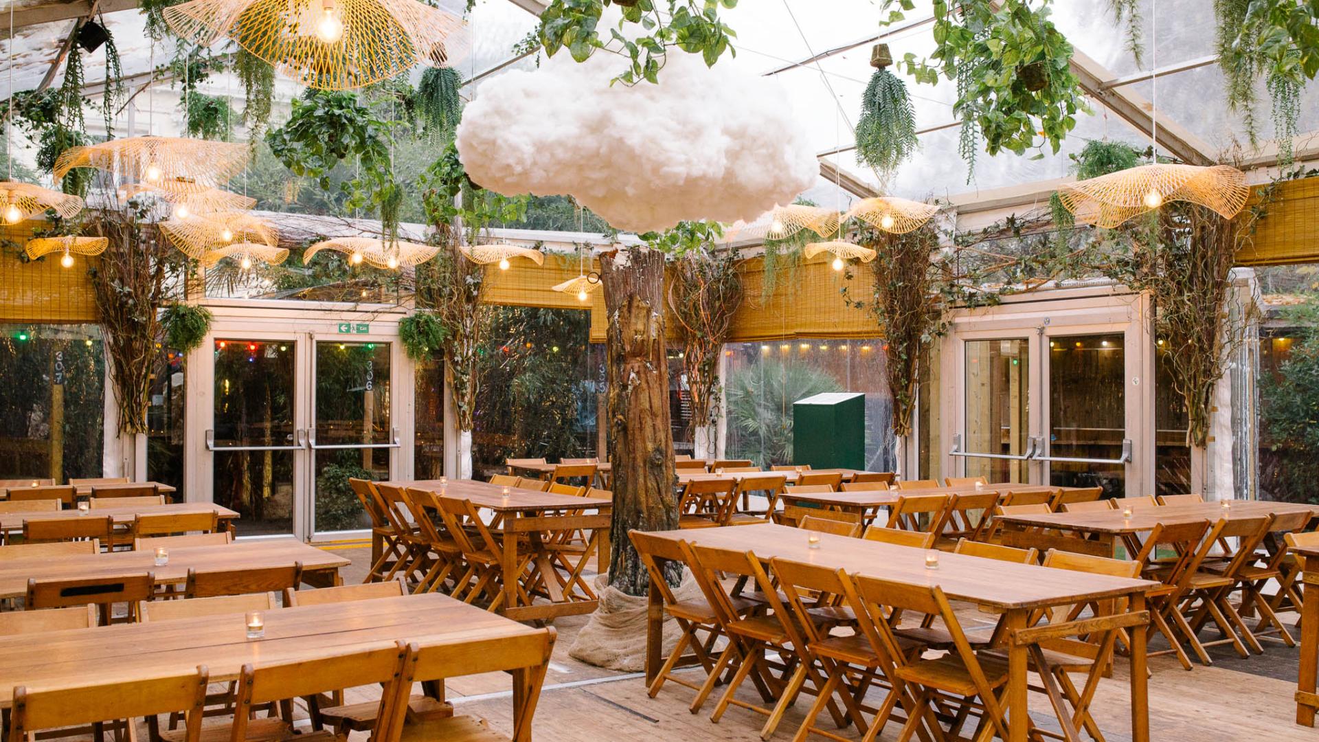 Small Outdoor Wedding Venues