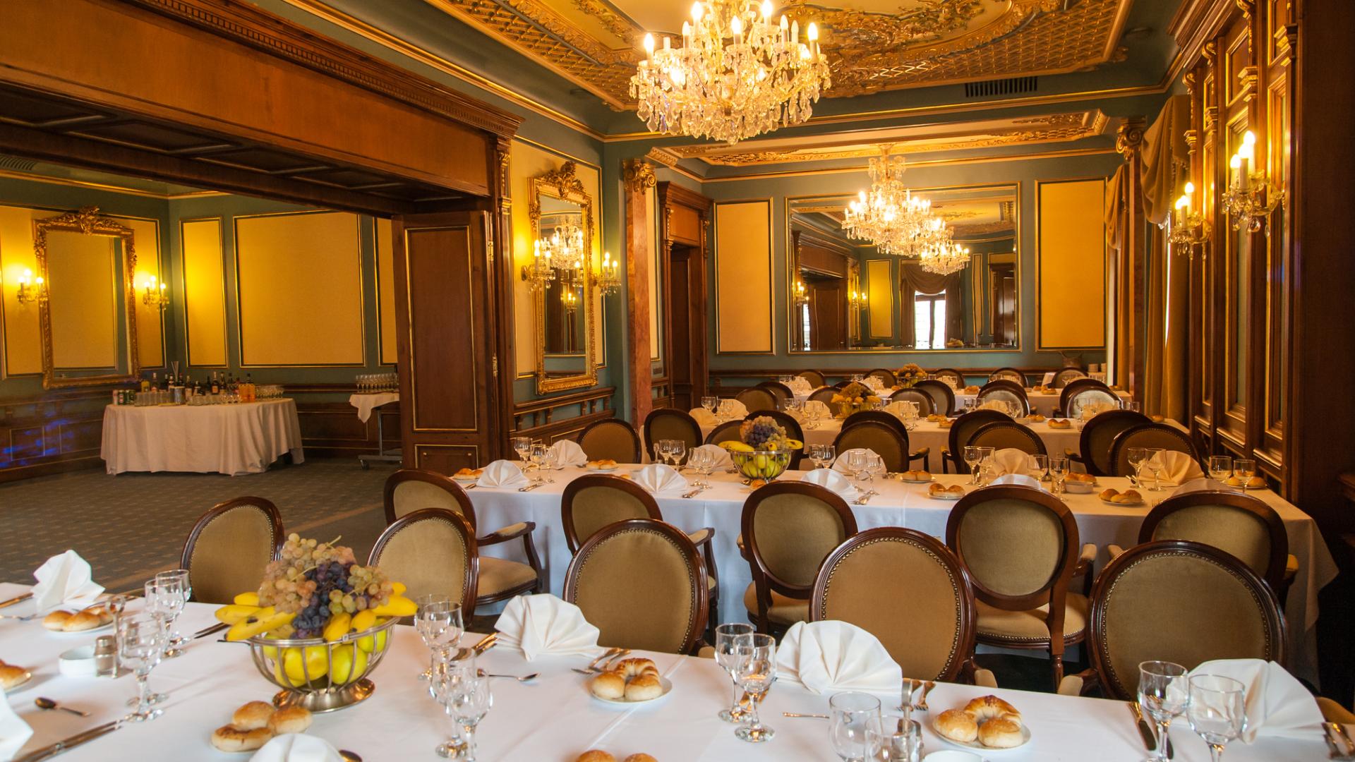 Cheap Banquet Halls for Rent in Chicago, IL