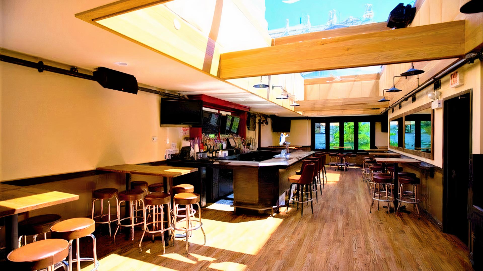 Happy Hour Venues for Rent in Chicago, IL
