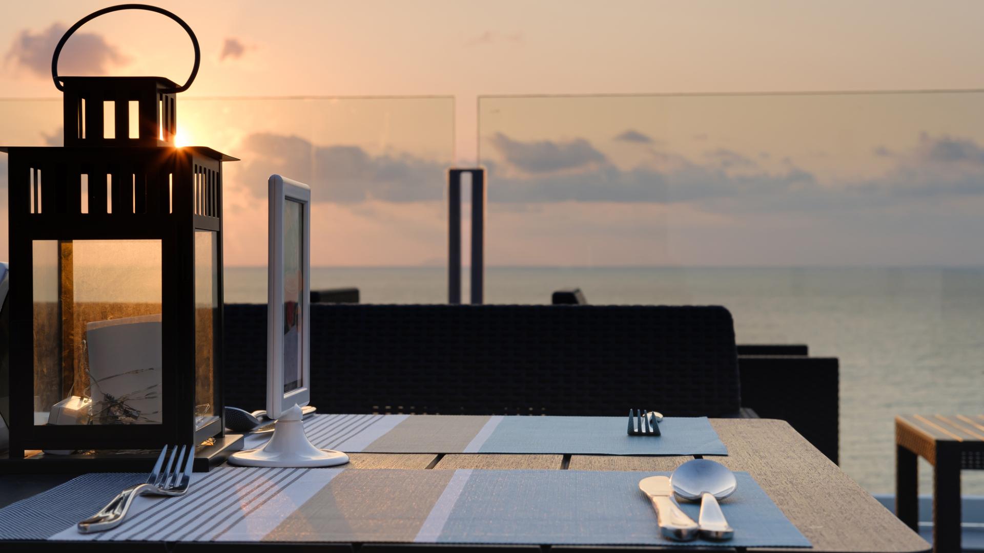 The 16 Best Affordable Rooftop Restaurants For Rent In Singapore Tagvenue