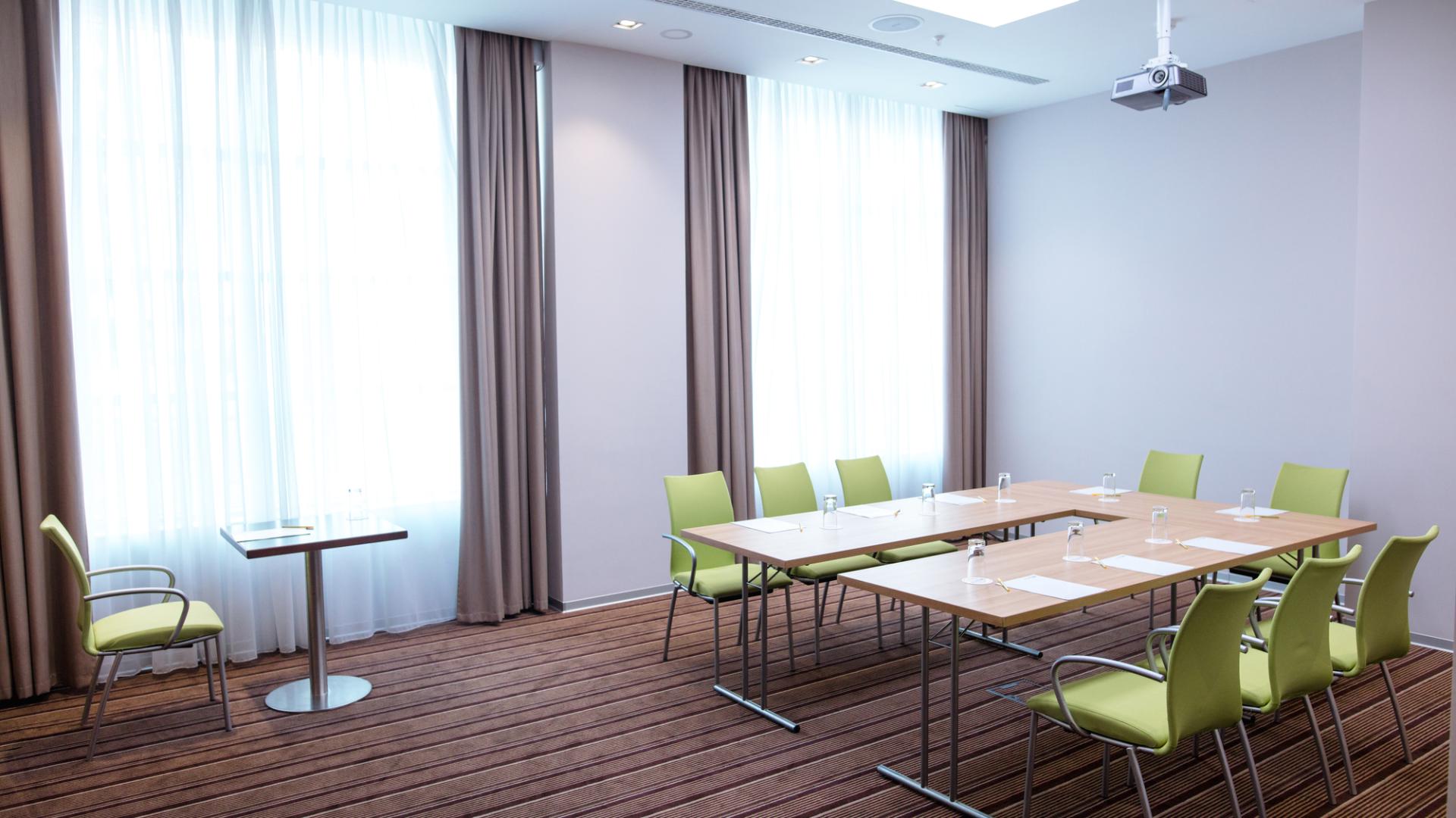 Small Conference Rooms for Rent in Singapore