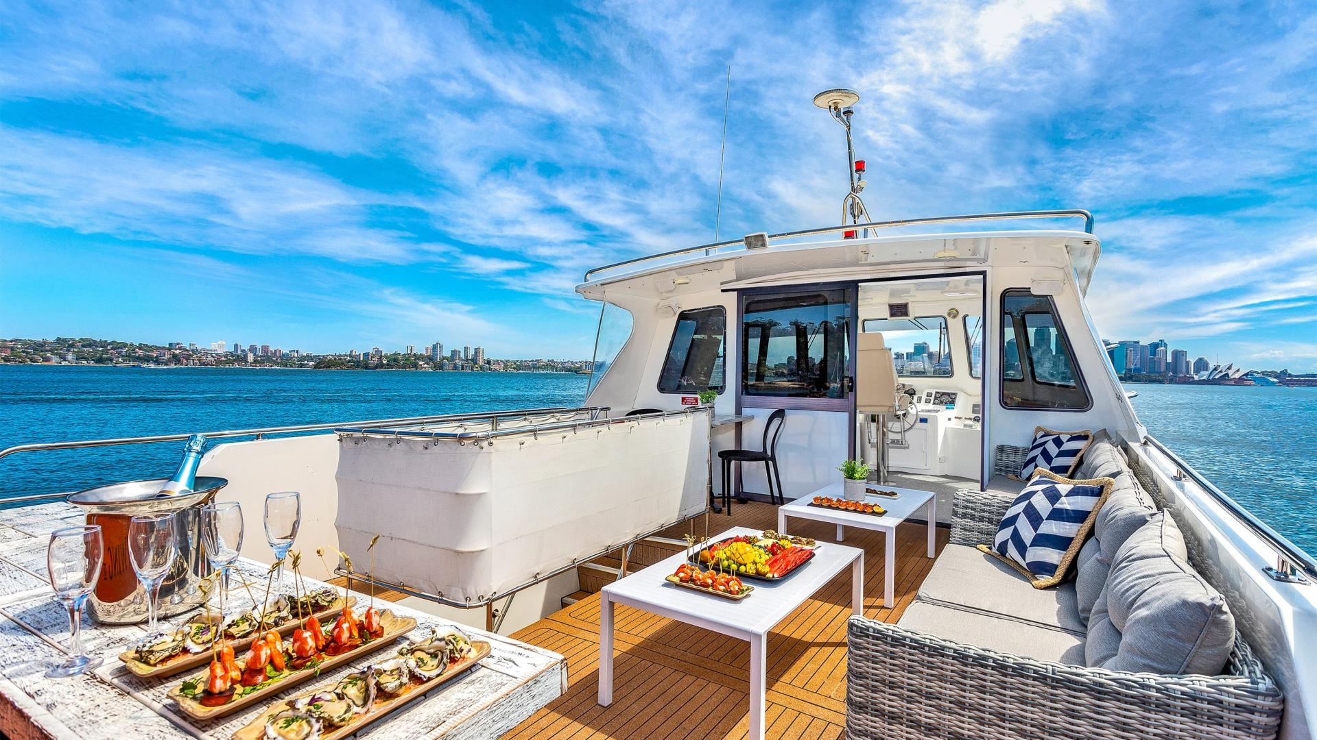 Cheap Party Boats for Hire in Sydney