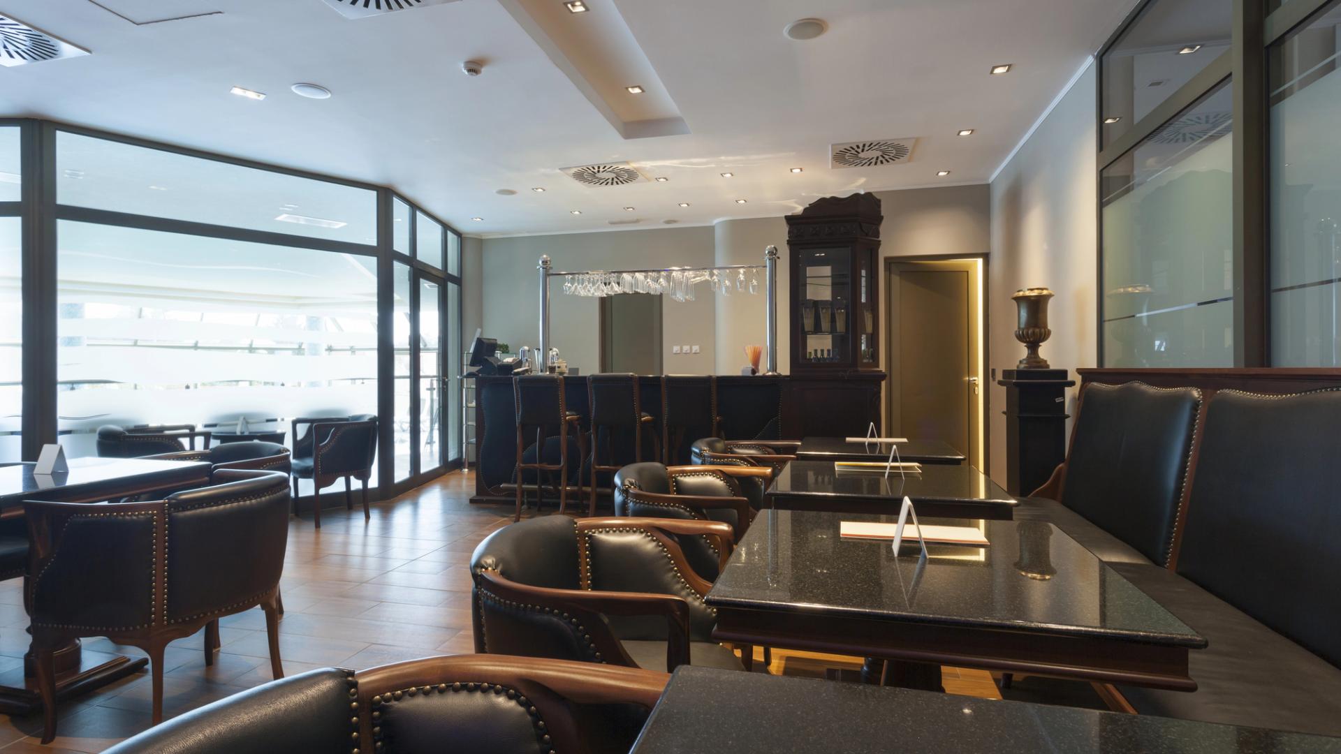 The 16 Best Cheap Bars For Groups for Rent in Los Angeles, CA Tagvenue