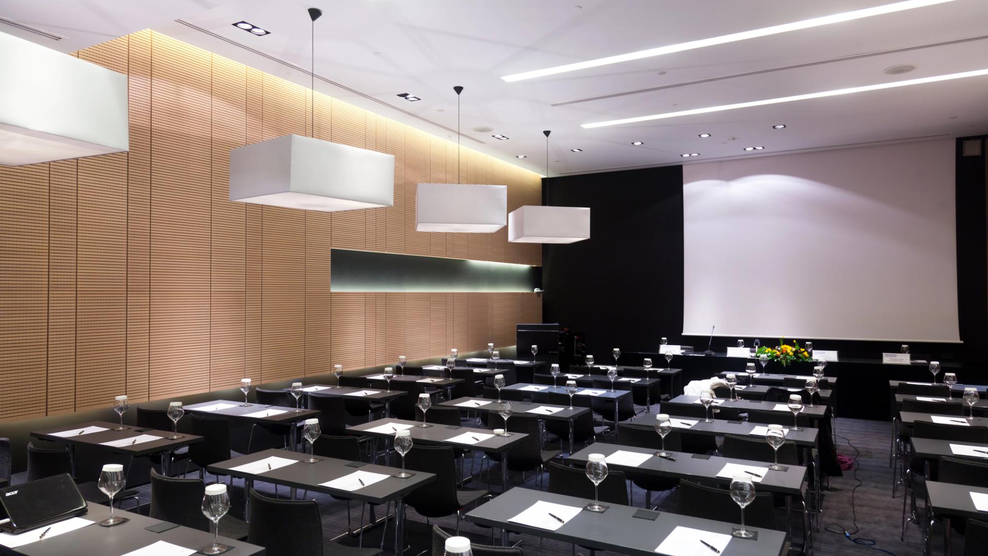 The 16 Best Hotel Conference Rooms for Rent in Los Angeles, CA 