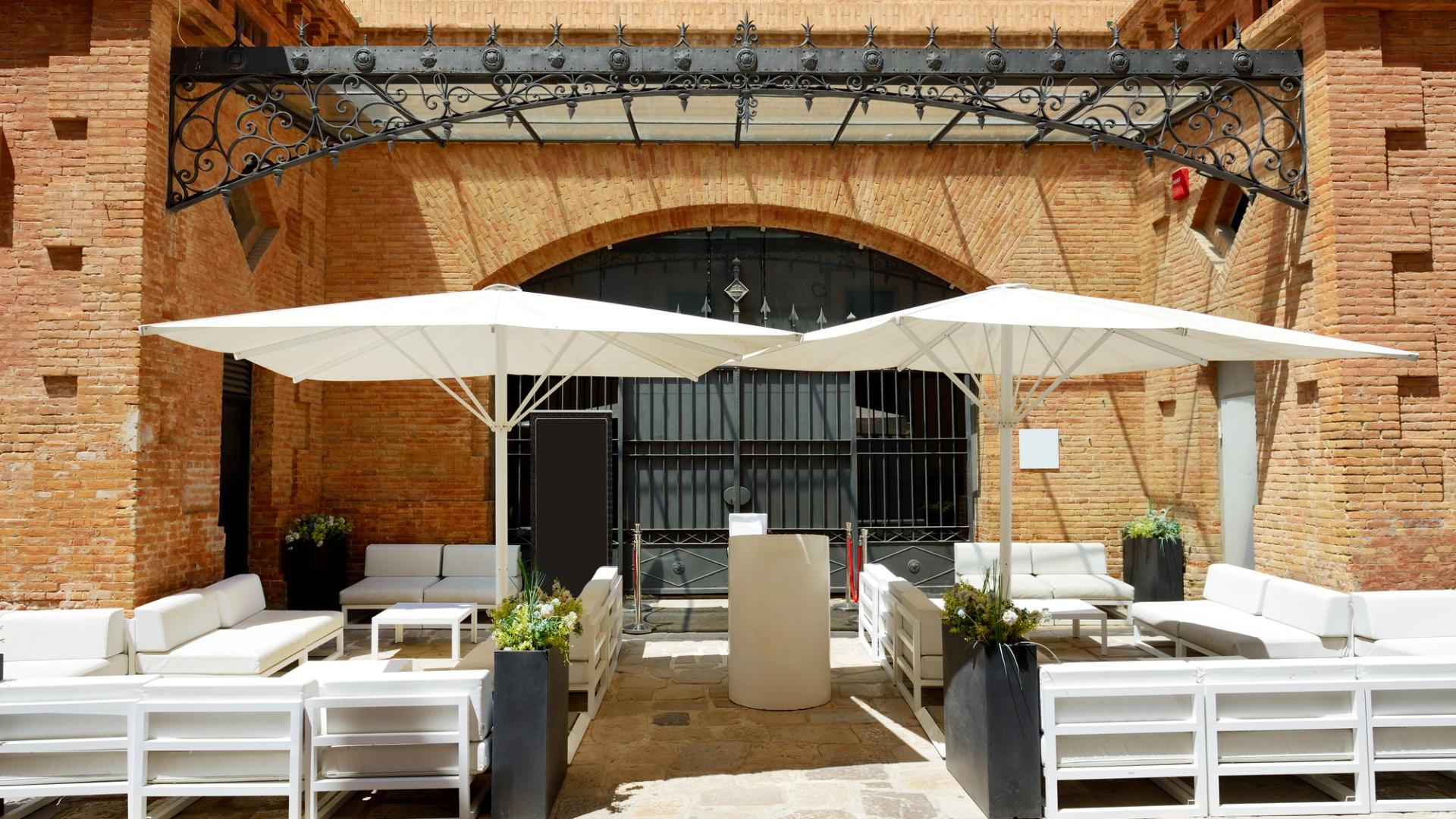 The 16 Best Outdoor Bars for Rent in Las Vegas, NV Tagvenue