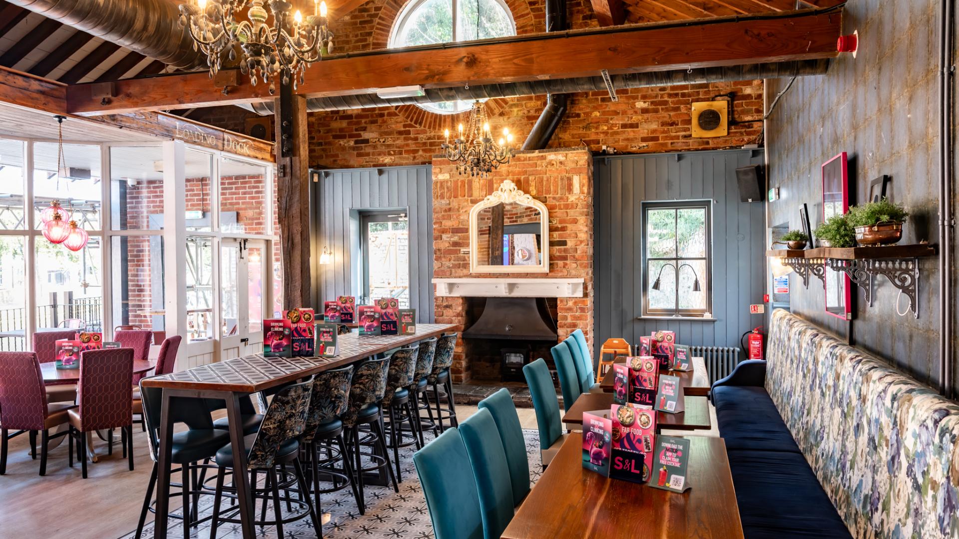 Pub Wedding Venues for Hire in Oxfordshire
