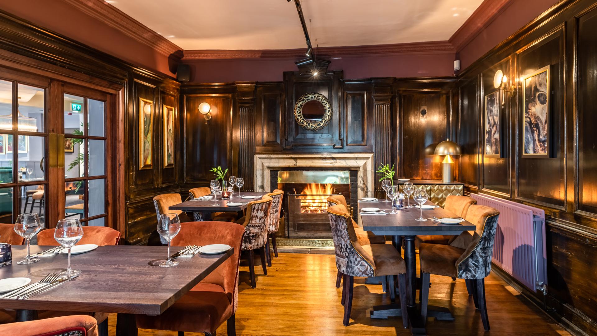 Pub Wedding Venues for Hire in Buckinghamshire