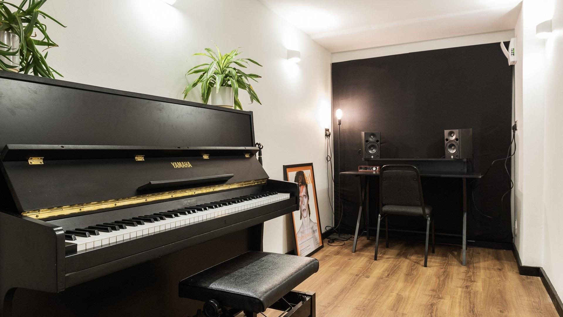 Rehearsal Studios for Hire in Battersea, London