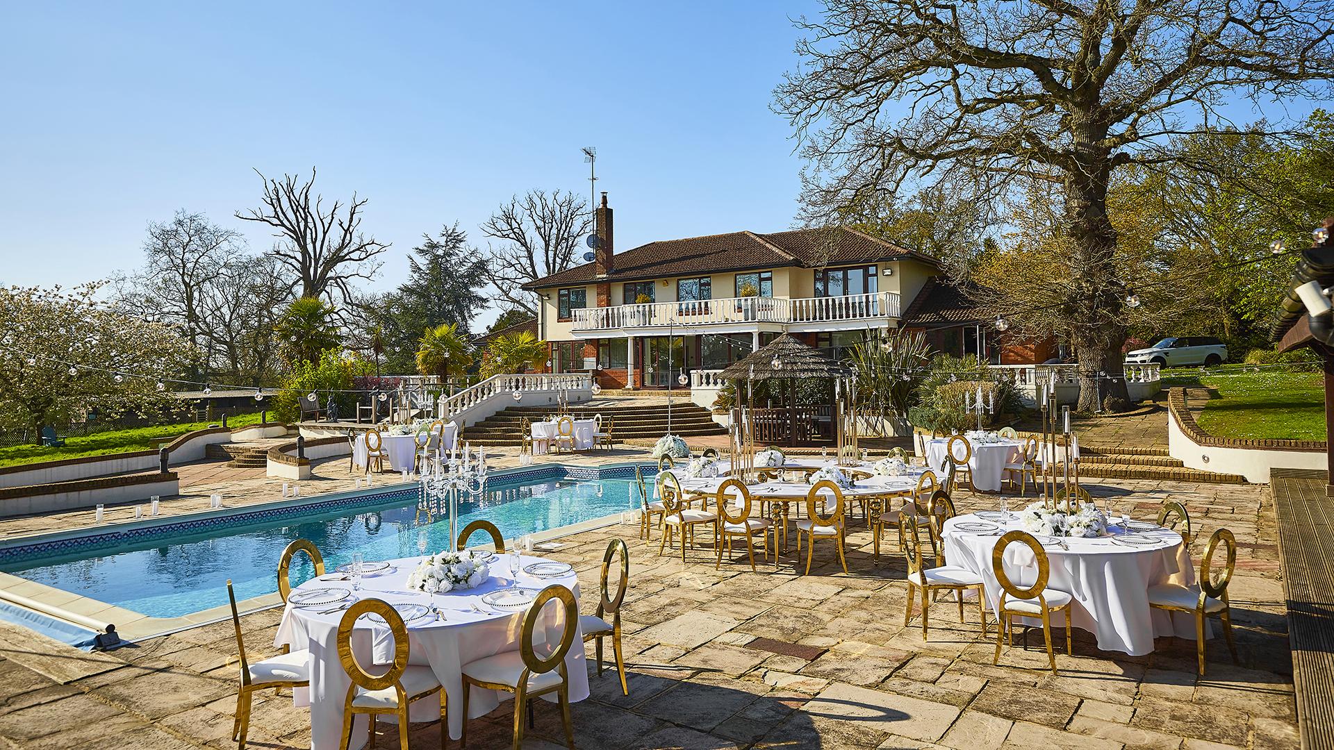 Outdoor Wedding Venues for Hire in Hertfordshire
