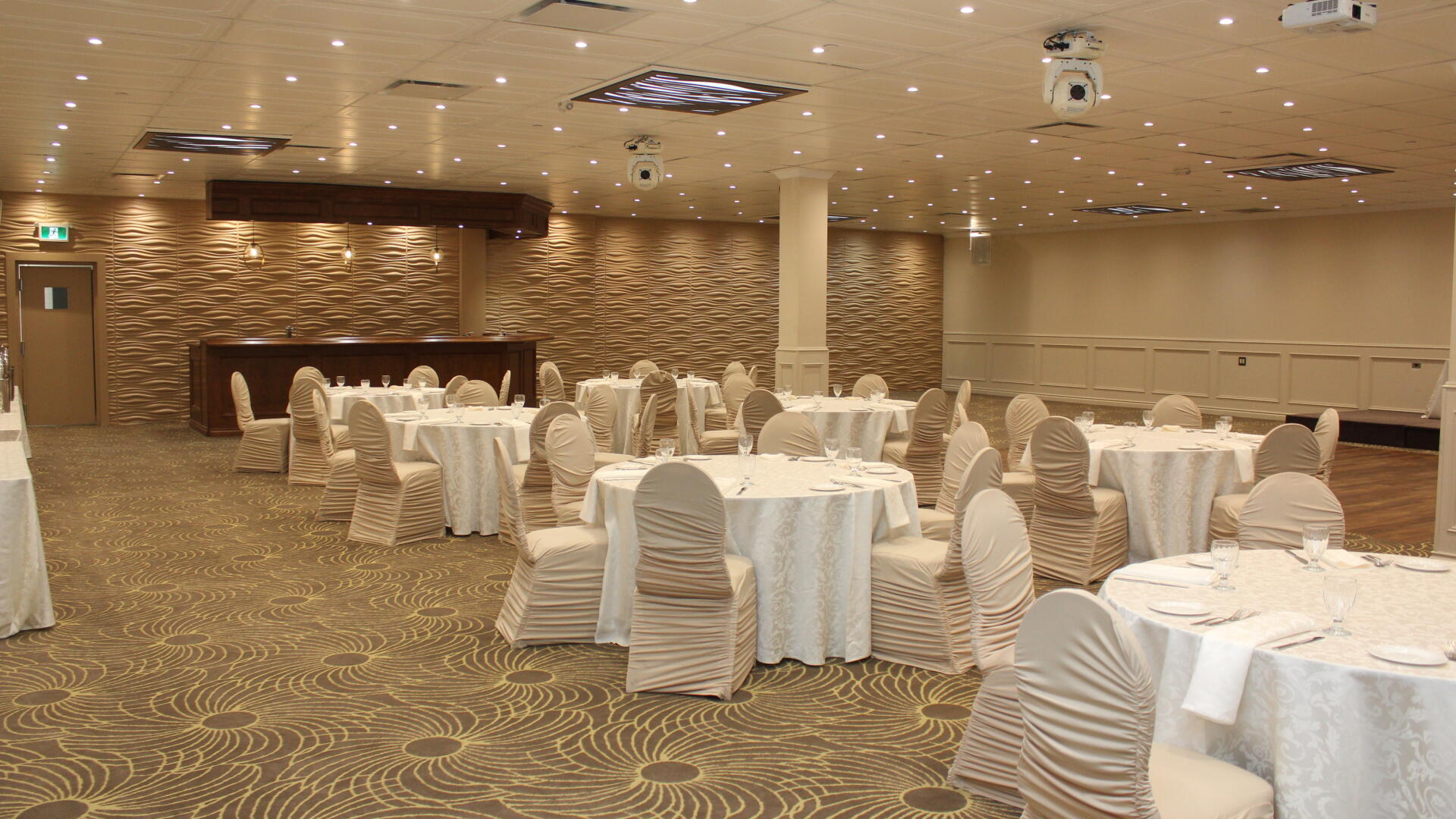 Large Wedding Venues for Rent in Vaughan, ON