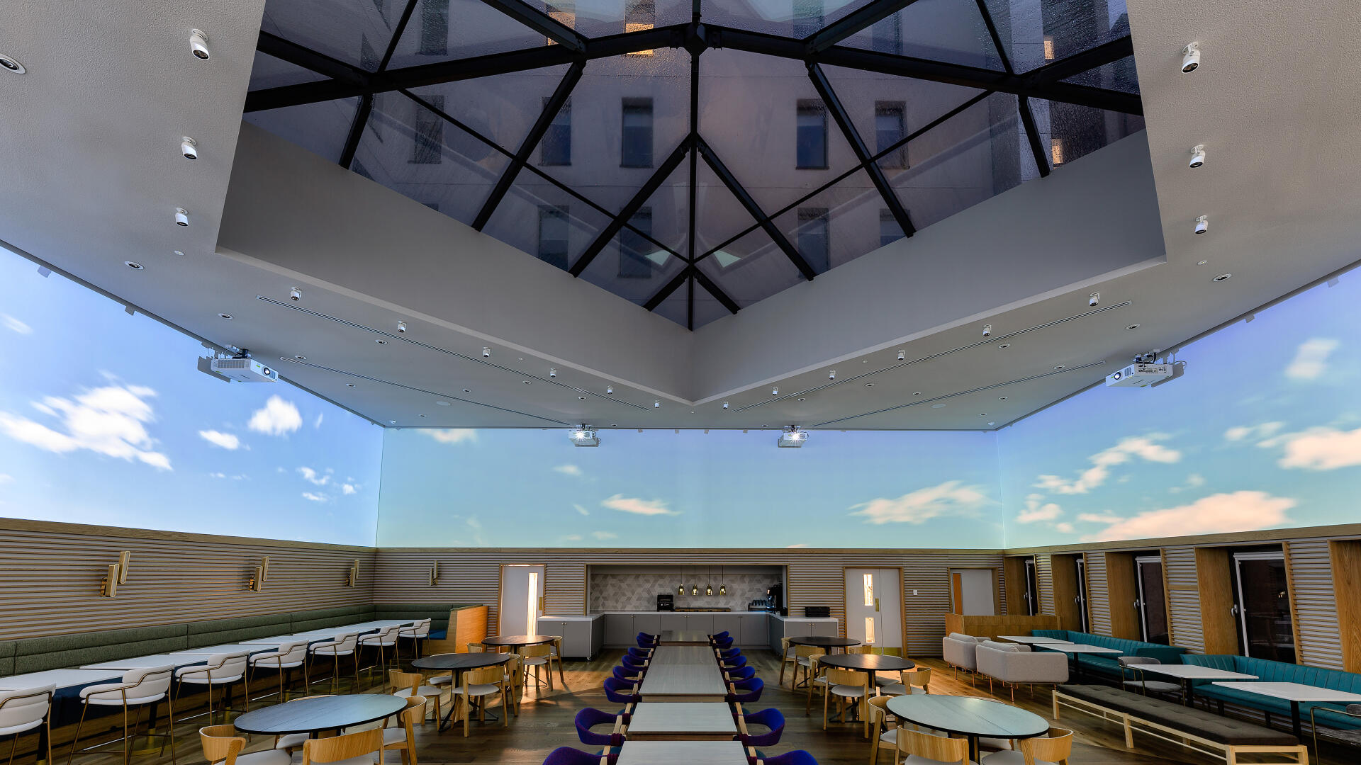 Large Event Venues for Hire in Edinburgh