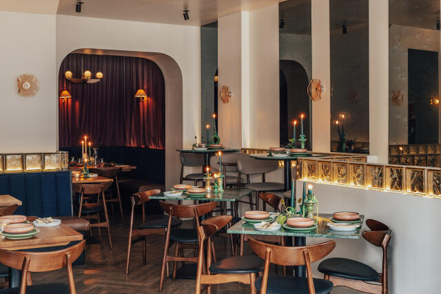 Christmas Bars in Atlanta, GA