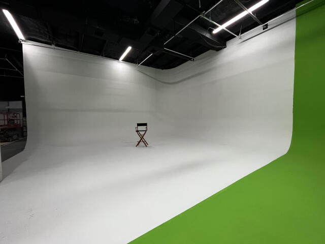 Photo Shoot Locations in Miami Beach, FL