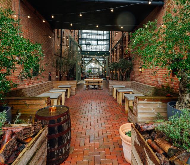 Restaurants with Private Rooms in New Town