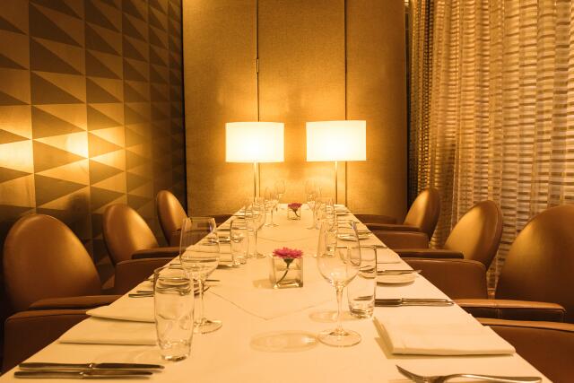 Restaurants with Private Rooms in Yonge Street, ON