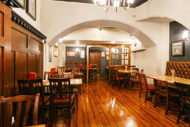 Restaurants with Private Rooms in Harbourside