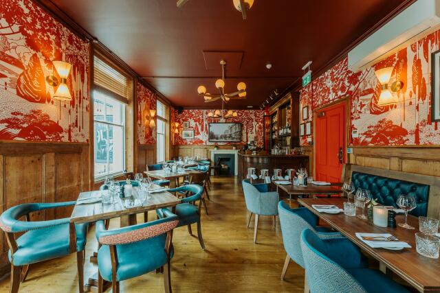 Pubs with Function Rooms in West End