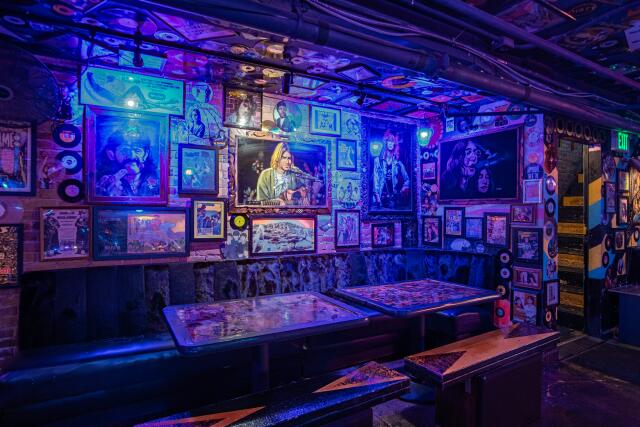 Activity Bars in Seattle, WA