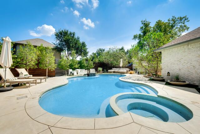 Backyard Venues in Atlanta, GA