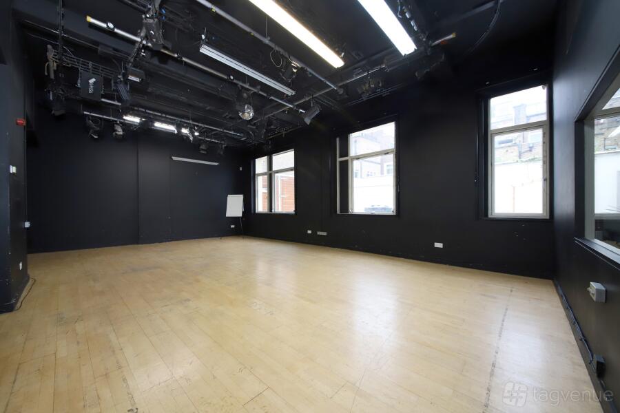 Studio 3 Studio 3