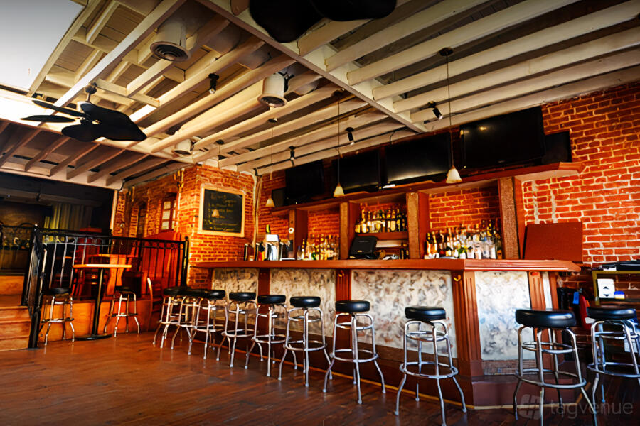 Entire Restaurant Entire Restaurant