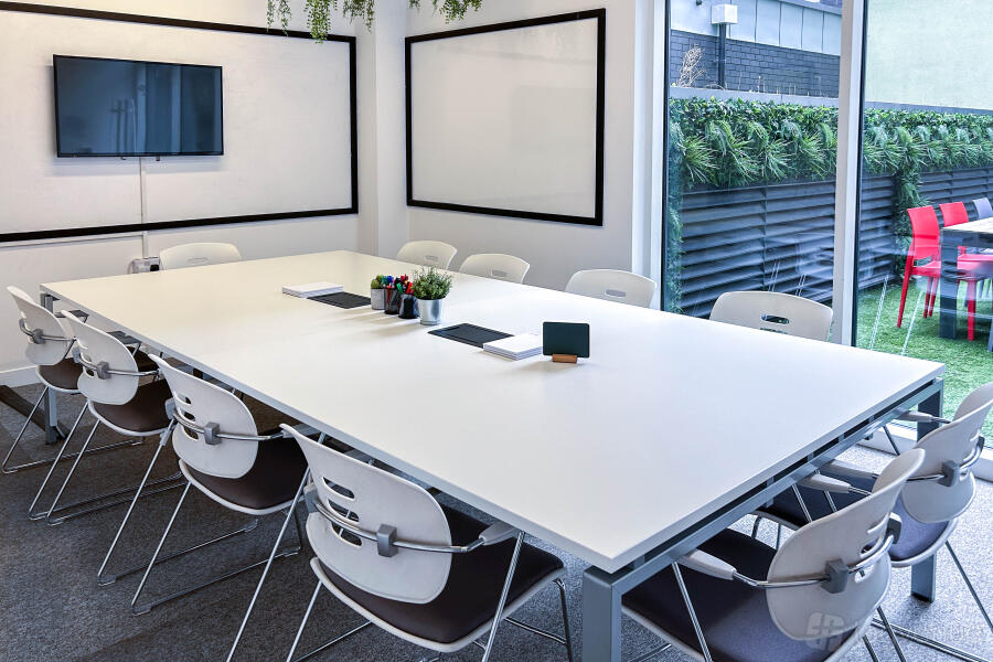 Meeting Room 3: The One w/View Meeting Room 3: The One w/View