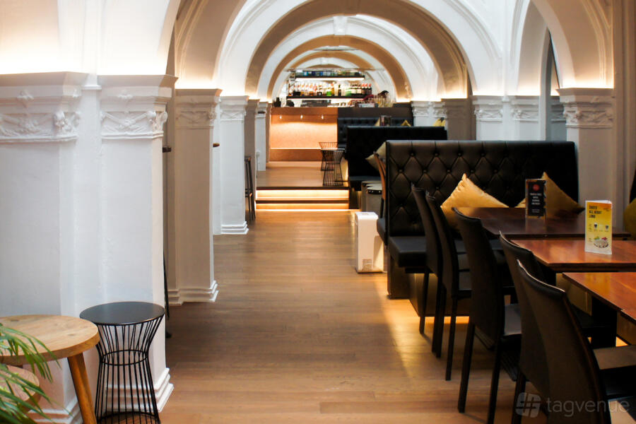 Elegant Lounge Booths Elegant Lounge Booths