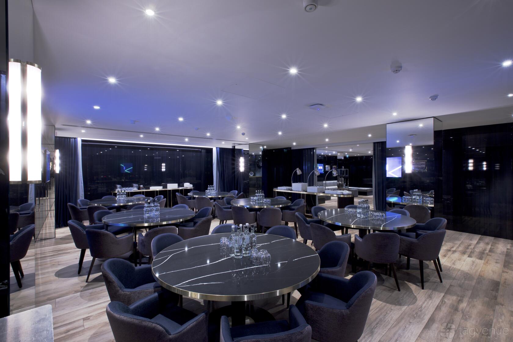 Directors Box Directors' Lounge - Chelsea Football Club - Event Venue Hire - Tagvenue.com