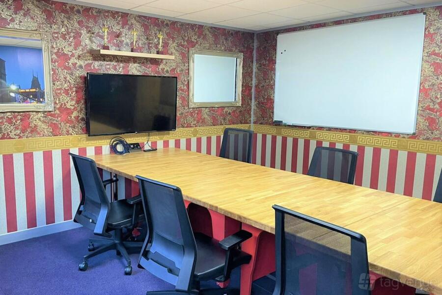 Hollywood Meeting Room Hollywood Meeting Room