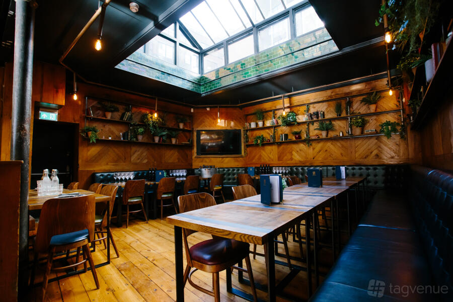 Full Venue at Harrild & Sons