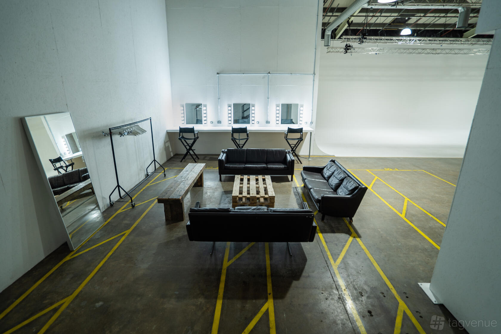 Un.titled Studio