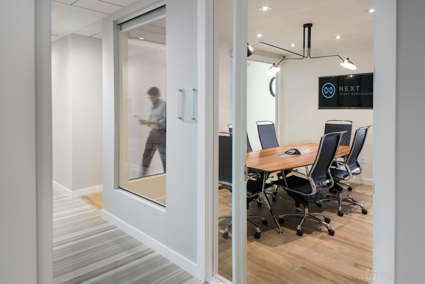 Meeting Room Copernicus - ICONIC WORKSPACES DOWNTOWN MIAMI - Event ...