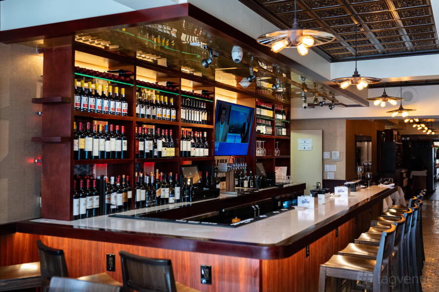 Bar and Lounge Bar and Lounge