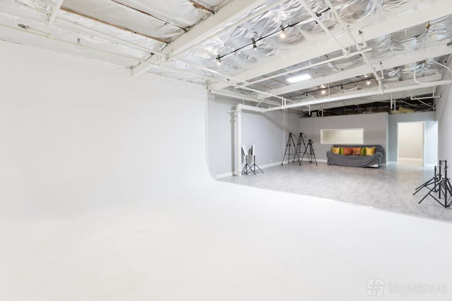 Film Studio & Cyc Wall LA - Terminal 8 Studios - Event Venue Rental - Tagvenue.com Film Studio & Cyc Wall LA - Terminal 8 Studios - Event Venue Rental - Tagvenue.com