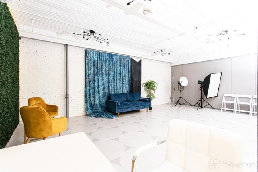 Studio 2 Studio 2