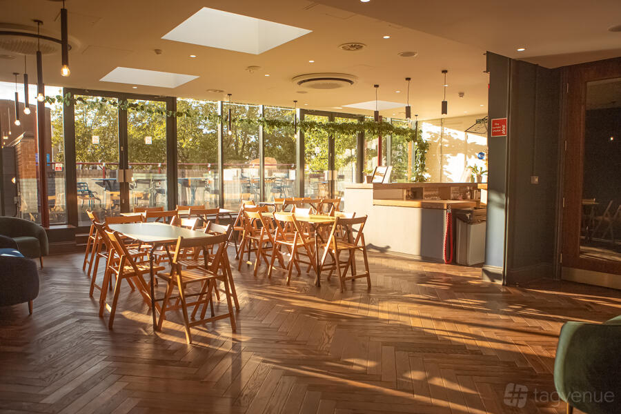 Bar & Terrace at