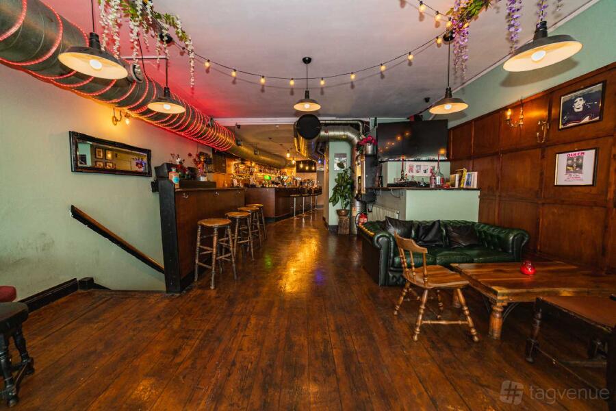 Main Bar Main Bar